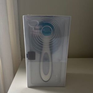 Blue and White Facial Cleansing Brush